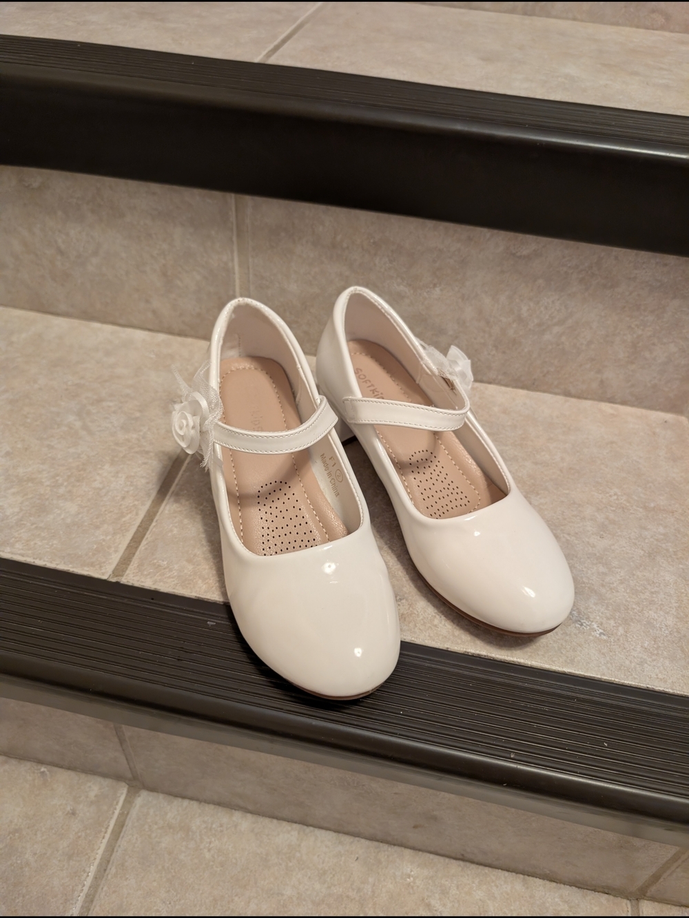 Girls White Patent Dress Shoes with Flower Accent